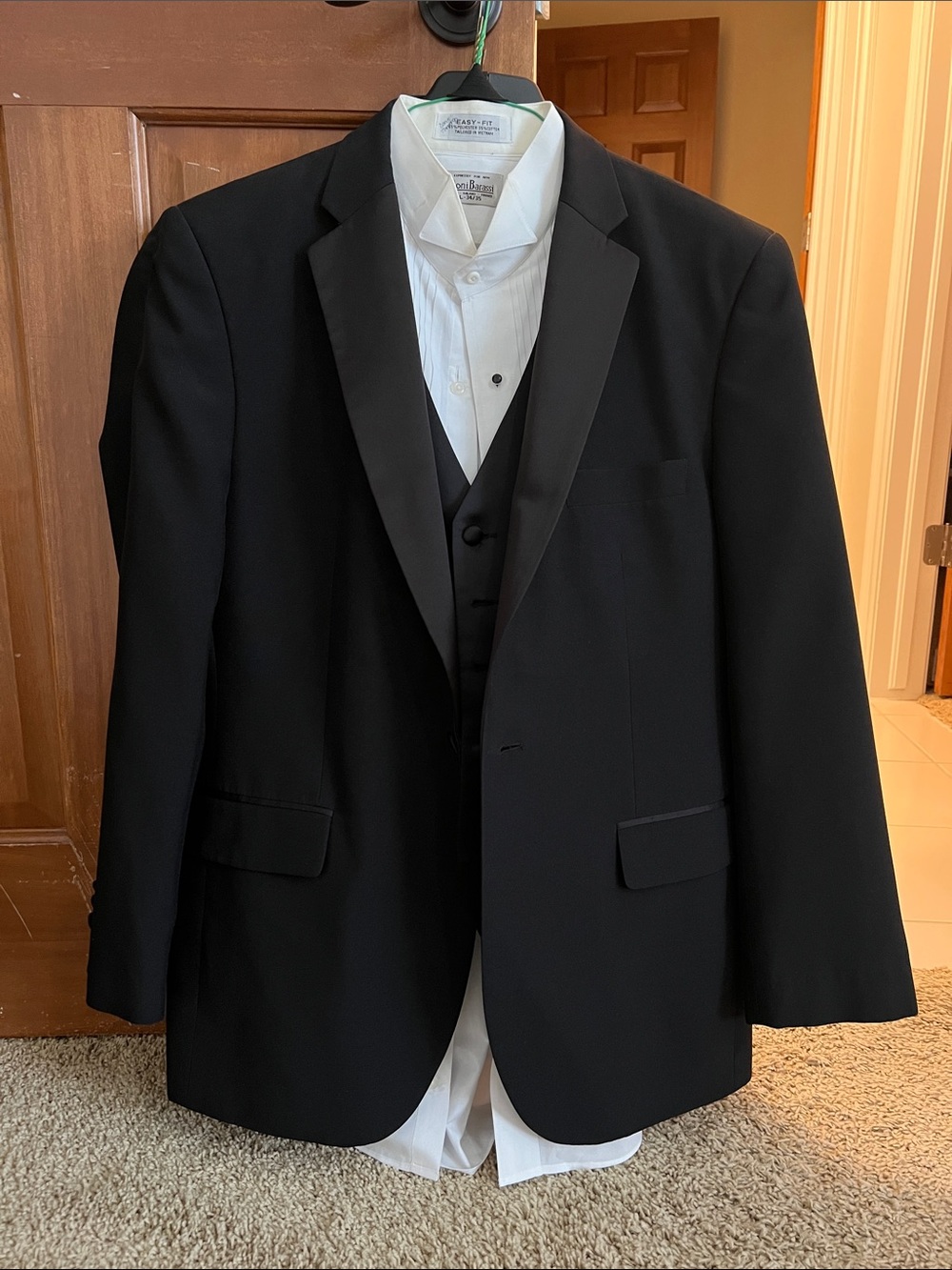Men's Black 5 Piece Tuxedo